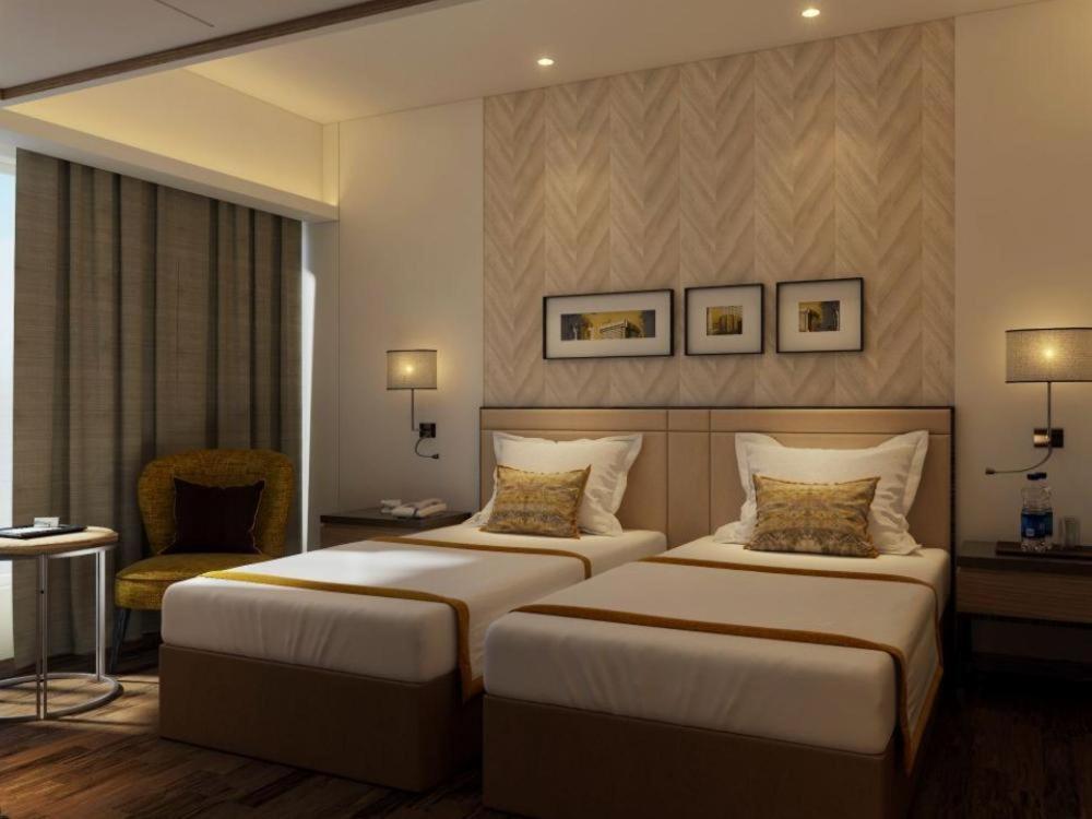 Royal Hometel Suites Мумбаи Экстерьер фото